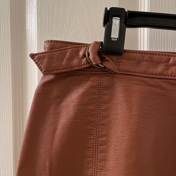 Free People Midnight Magic Mini Skirt Faux Leather Caramel Women's Size 6 NWT - Picture 6 of 12